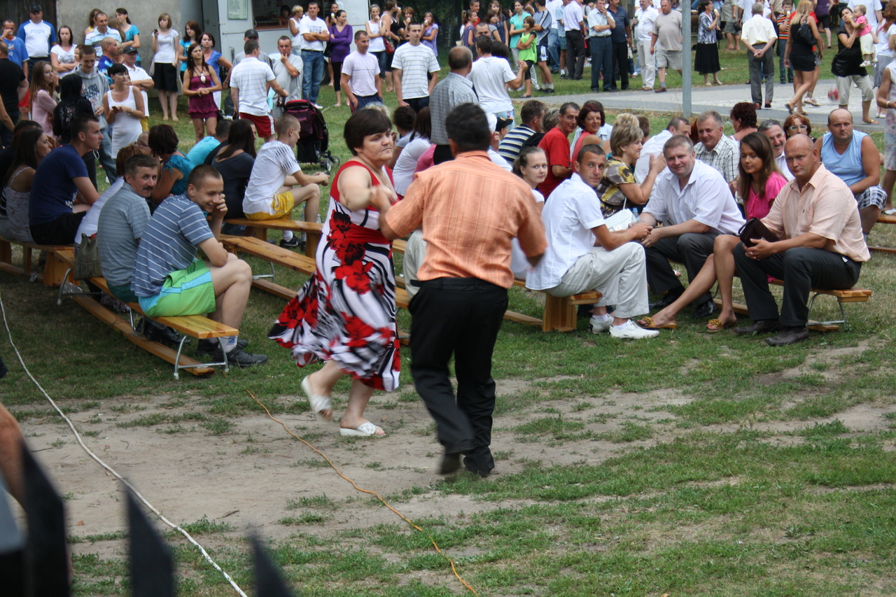 Array. Kliknij by wrócić.