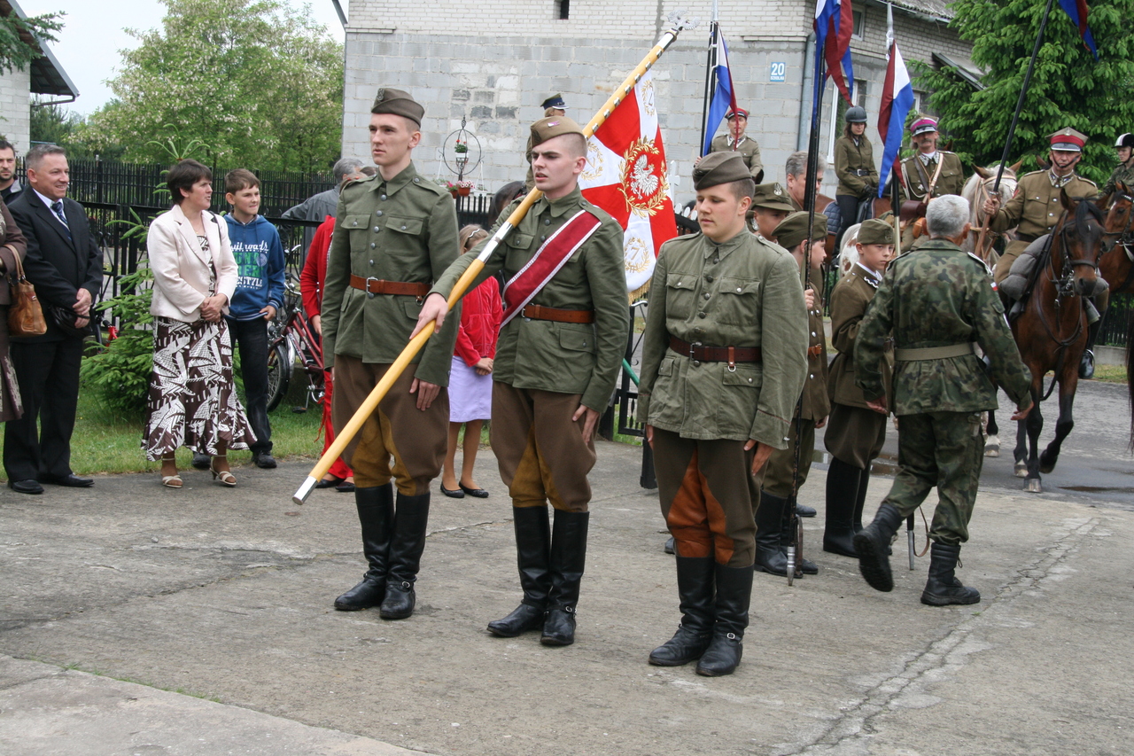 Array. Kliknij by wrócić.