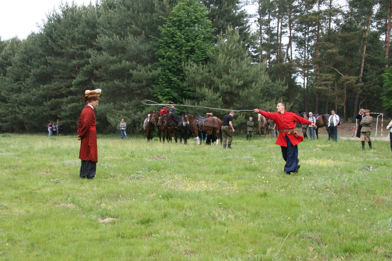 Array. Kliknij by wrócić.