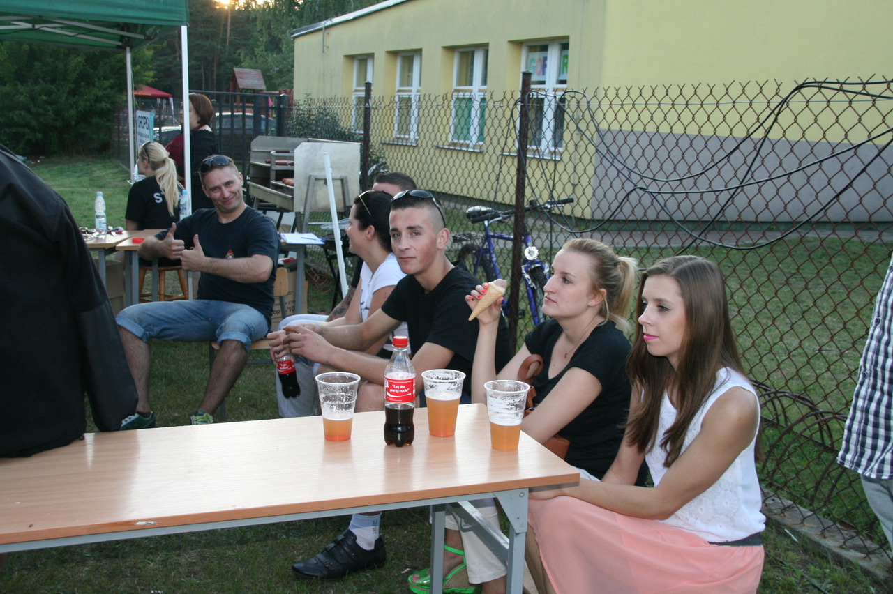 Array. Kliknij by wrócić.