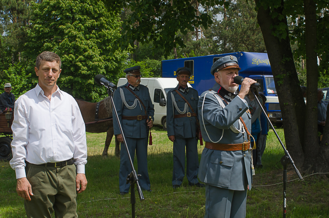 Array. Kliknij by wrócić.